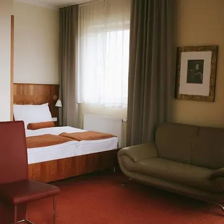 Plaza Hotel